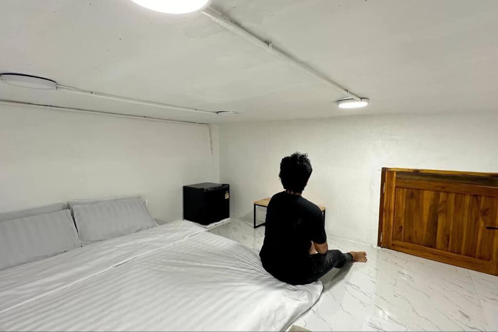 Megun Capsule 150 Cm Apartman Bangkok Kültér fotó