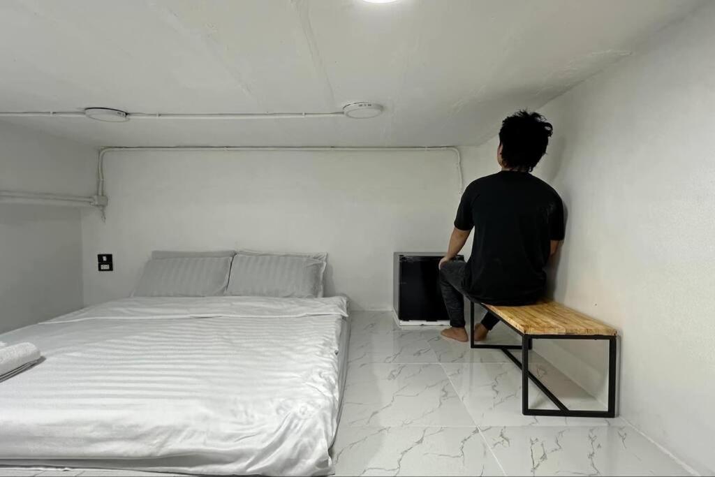 Megun Capsule 150 Cm Apartman Bangkok Kültér fotó