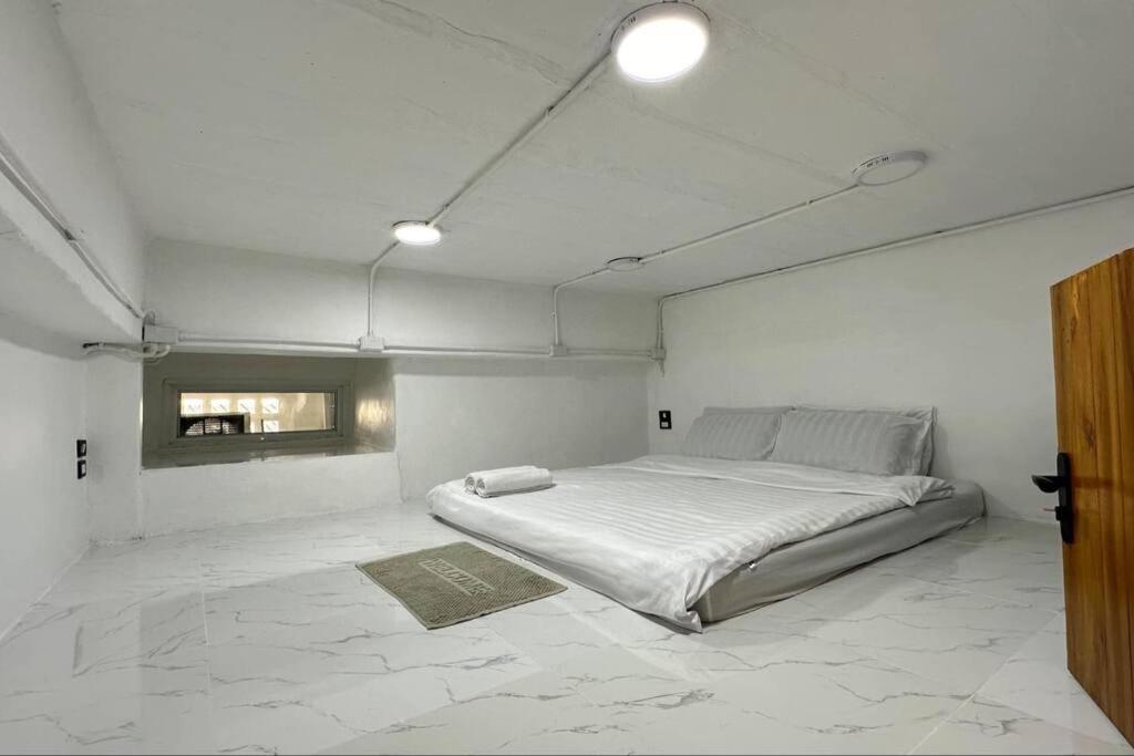 Megun Capsule 150 Cm Apartman Bangkok Kültér fotó